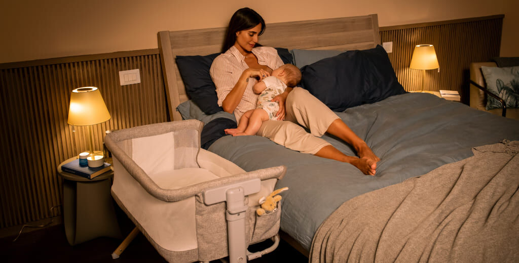 https://www.chicco.es/dw/image/v2/BJJJ_PRD/on/demandware.static/-/Sites-Chicco-Spain-Library/es_ES/dwb90c4abd/site/05-Paginas de Categoria/HG/Descanso/Hero Image Video Banner/RELAX_NANNA_2026_1024x520px (1).jpg